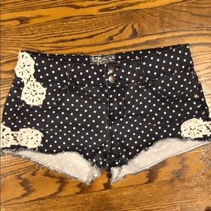 🔥FINAL PRICE🔥Hot kiss short. Black denim